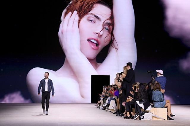 Louis Vuitton на закрытии недели моды в Париже